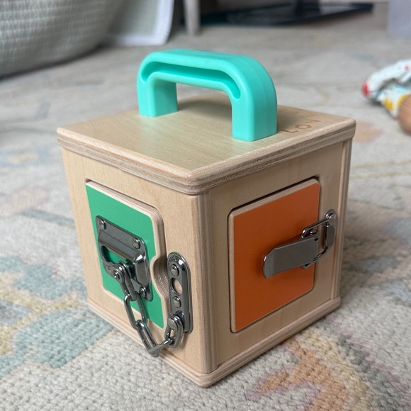 The Lockbox - Picture 2 of 2